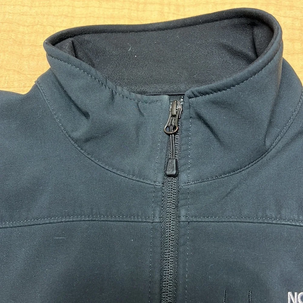 North Face zip up jacket,‎ size medium